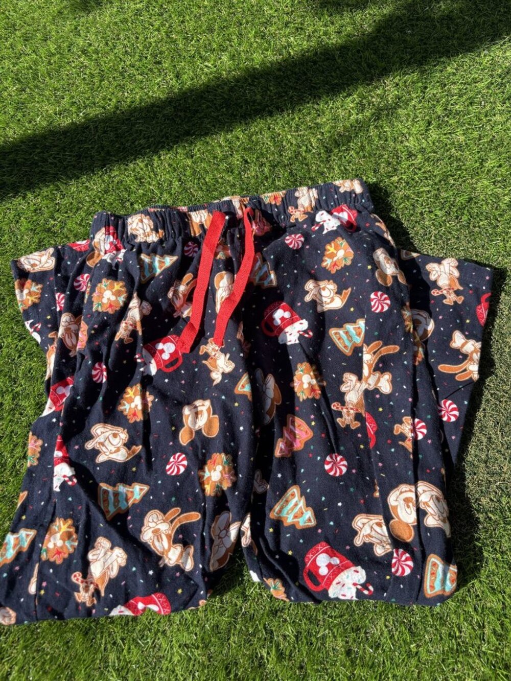 Old Navy x Disney Mickey Gingerbread Christmas Flannel Pajama Pants M